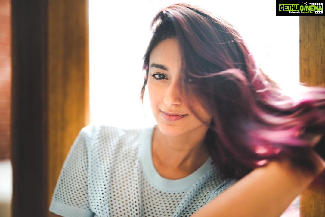 Ileana D'Cruz Instagram - Pink hair days 📸 andrewkneebonephotography