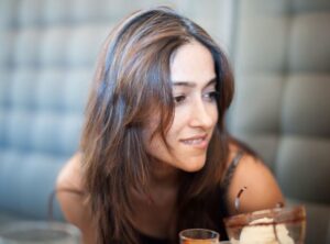 Ileana D'Cruz Instagram - My face at a restaurant when I see what the person at the next table is having 🤤😋 #busted #gimme #foodie
-
📸@andrewkneebonephotography ♥️