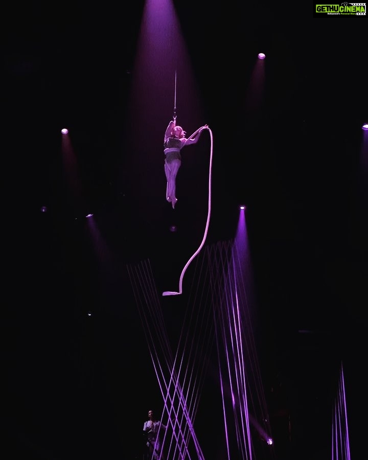 Ileana D'Cruz Instagram - SHE was simply magic. @herleylaurenjoy ~ The Floating Woman. My breath literally caught in my chest at how beautiful this performance was! Not just an incredible amount of technique and strength, but the emotion she conveyed was so so beautiful! AWESTRUCK! 😍🤩