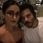 Ileana D'Cruz Instagram - Throwback to when I wore this very cool gentleman’s very cool glasses 😎 miss hanging with you AK! #bestcostar #hecool #throwback #mubarakan