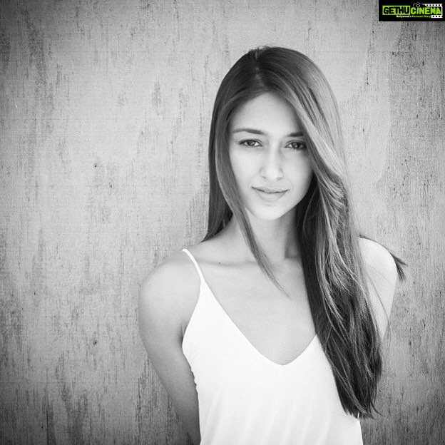 Ileana D'Cruz Instagram - #fbf to my long hair and chilly Tasmanian days Photo credit: @andrewkneebonephotography