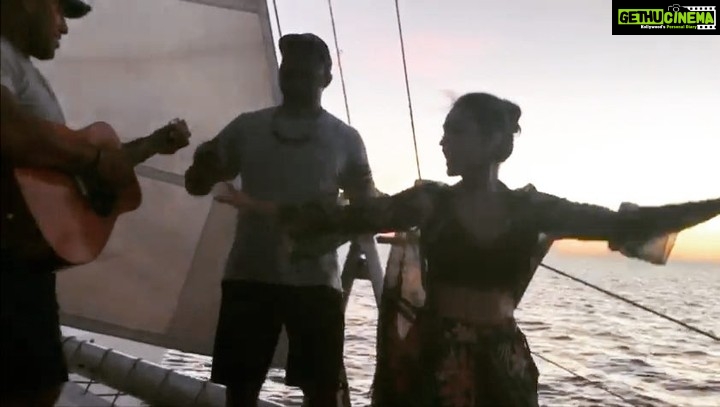 Ileana D'Cruz Instagram - What better way to watch this beautiful Fijian sunset than by singing and dancing with these multi talented sailors!!! #fijinow #fijihappy #ileanainfiji