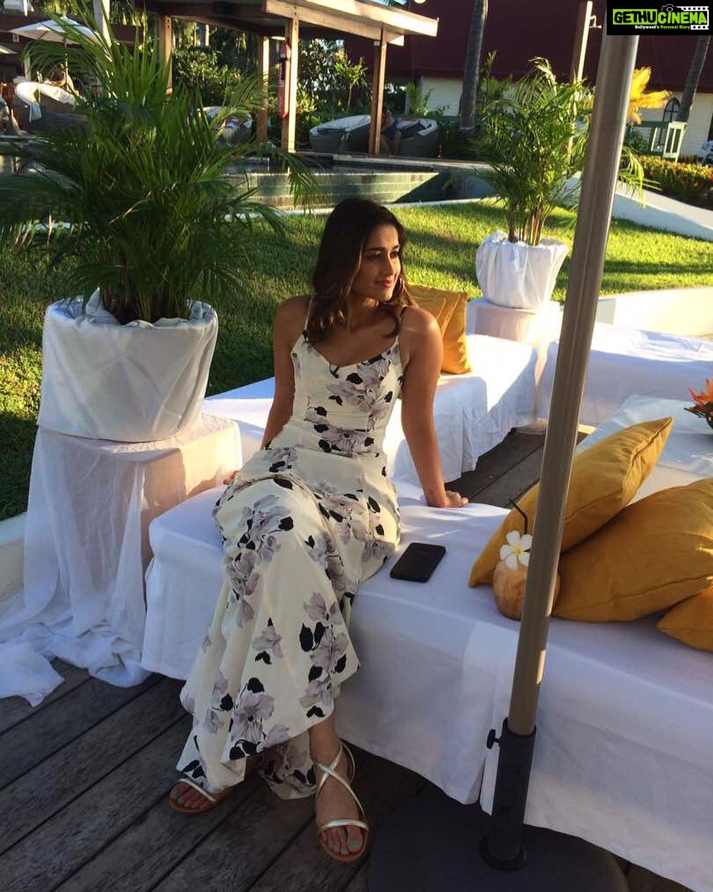 Ileana D'Cruz Instagram - Brunch time in Fiji! God it's good to be back here!!! #fijihappy #fijinow #ileanainfiji π΄π
π€Έπ»ββοΈβ€οΈ Sofitel Fiji Resort and Spa