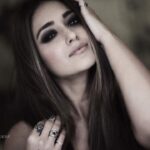 Ileana D'Cruz Instagram - When u have a good hair day 💁🏻 📸 @avigowariker 🤓