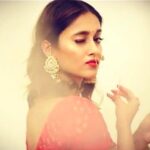 Ileana D'Cruz Instagram - When I see them talking behind my back n I'm like 😘 #zerofucks