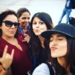 Ileana D’Cruz Instagram – Girlies got their game face on! 😉👊🏼👌🏼
#Mubarakan ready!!! Chandigarh International Airport