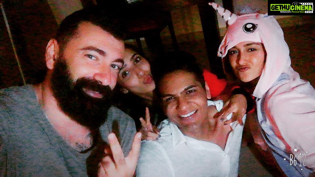 Ileana D'Cruz Instagram - The crazies! 😂😛