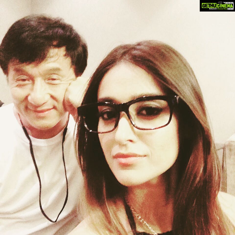 Ileana D'Cruz Instagram - #tbt a year ago when I tried on Jackie Chan's glasses n looked alright in them 🤓 #tbt #chinadiaires #jackiechan #geekygirllook