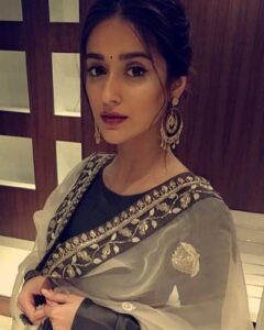 Ileana D'Cruz Instagram - All about sheer simplicity ❤️ #nofilterneeded