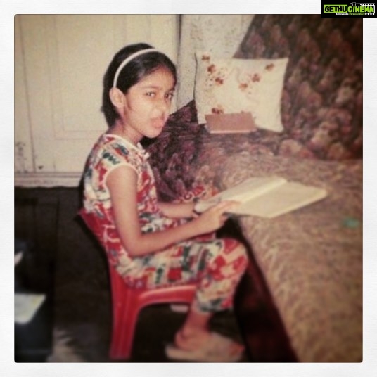 Ileana D'Cruz Instagram - Current mood. #yesthatsminime #buggeroffface #throwback