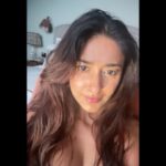 Ileana D'Cruz Instagram - Sun baby ☀️