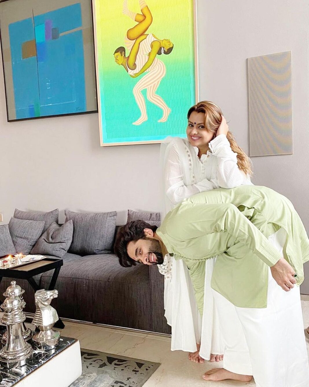 Jackky Bhagnani Instagram - Happy Rakshabandhan @deepshikhadeshmukh you are not only my sister, but also my Mother, Friend, Support System, protector and I can go on and on. What would I do without you! Love you to the moon and back. 🤗 #HappyRakhi