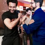 Jackky Bhagnani Instagram - Happy Birthday bro @adityathackeray . You are one of the most nicest, hardworking and humble human being I know. Hats off for the great work you have been doing, and inspiring the youth. Wish you all the happiness and love!