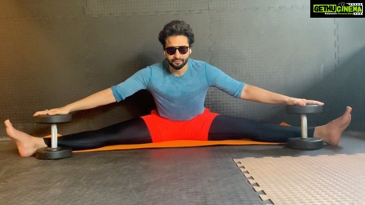 Jackky Bhagnani Instagram - स्वस्थ रहो, तंदुरुस्त रहो! @kuldeepshashi हम ठीक जा रहे है ना! कैमरामैन - संतोष डायरेक्टर - हम खुद