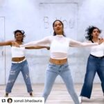 Jackky Bhagnani Instagram - Simply amazing 👏 @darshanravaldz @prakritikakar @dj.lijo @djchetas @sarah.anjuli. @beingmudassarkhan . #Repost @sonali.bhadauria ・・・ Here’s a cute n fun dance routine on this really cool track AA JAANA by @darshanravaldz 💕 Watch the full video on my YouTube channel, link in bio. Choreography: @sonali.bhadauria Ft. @saurabh_yadavv @ashadsouza00 @pooja_parmar095 Shot & edited by @ohmygosh_joe @jackkybhagnani @dj.lijo @djchetas @prakritikakar @sarah.anjuli @jjustmusicofficial @beingmudassarkhan @xxlstudioworks #new #dancecover #bollywood #bollyhop #dance #bollywooddance #dancerlife #dancer #choreographer #sonalibhadauria #livetodance #livetodancewithsonali #saurabhyadav #darshanrawal #song