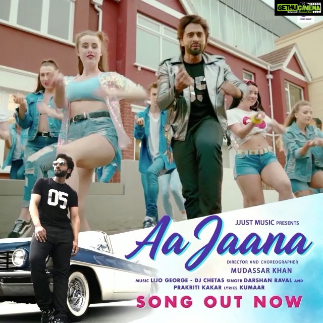 Jackky Bhagnani Instagram - The wait is finally over. The video y’all have been waiting for is here. The party, wedding song name it and Aa Jaana fits it all. Go watch the video now. (Link in the bio) @darshanravaldz @prakritikakar @dj.lijo @djchetas @sarah.anjuli @beingmudassarkhan