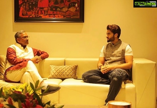 Jackky Bhagnani Instagram - It was an honor to host honorable CM @tsrawatbjp ji. It was amazing to understand his vision for making Uttarakhand the leading film production destination in India and to drive economic growth and development of the beautiful state and its people. @hirani.rajkumar @ashutoshgowariker @niteshtiwari22 #DineshVijan