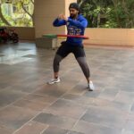 Jackky Bhagnani Instagram - From a beginner to nailing it so efficiently. Getting better each day! 💪 #hoolahoop #fridaytrail #fittest #workout #everydaycounts #fridaydrill #fridaymotivation