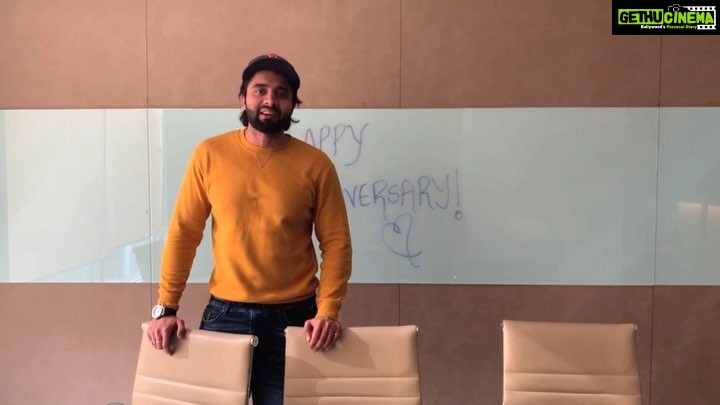 Jackky Bhagnani Instagram - Happy Anniversary to the two favorites of my life, @deepshikhadeshmukh & @dhirajvilasraodeshmukh! Wish you guys all the happiness in the world! Love you lots ❤ P.S: Everything else iv said in the video ;)