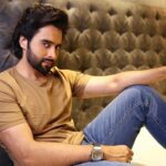 Jackky Bhagnani Instagram - The look you give to mid week blues 🤘#wednesdaywisdom #midweekblues #wednesdayvibes