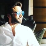 Jackky Bhagnani Instagram - Wake up and ask yourself, are you better than what you were yesterday? #sundayshenanigans #jackkybhagnani #sundaymood #sundayvibes #sundayafternoon