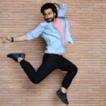 Jackky Bhagnani Instagram – There are many shortcuts to happiness, for me dancing is one of them. #Weekend 🕺🏻 photo credit: @shrutitejwaniphotography