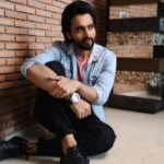 Jackky Bhagnani Instagram - My work is like my vacation , so in a way everyday is like Saturday. #weekendmode