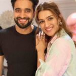 Jackky Bhagnani Instagram - Happy Happy birthday my friend ❤️ You have a heart of gold and one of sweetest and nicest person I have ever met!!! Someone I know I can always reach out to and You should know that I will always be there for you. You are a star and I am so so proud of you my friend for all the incredible work you doing. Big big hug 🤗 lots of love @kritisanon ❤️