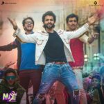 Jackky Bhagnani Instagram - Surat se seedha, Amdavad aaya, Amdavad se seedha aapke paas aaya #Kamariya! Out tomorrow 💥 @darshanravaldz @djchetas @dj.lijo @beingmudassarkhan @abundantiaent @kkamra @pratikgandhiofficial @_shivamparekh @neerajsood2006 @sonymusicindia @ivikramix @nitinrkakkar