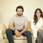 Jackky Bhagnani Instagram - #ChalteChalte... one of our most soulful tracks and the third song from our album will be out in less than 48 hours! #WaitForIt @kkamra @nitinrkakkar @ivikramix @abundantiaent @pratikgandhiofficial @_shivamparekh @atifaslam @tanishkbagchi @saregama_official