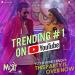 Jackky Bhagnani Instagram - This #PartyIsTrendingNow!!! Our first song has become a chartbuster #Mitron @yyhsofficial @kkamra @sonymusicindia Song link in bio