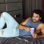 Jackky Bhagnani Instagram - Just going to stay in my bed and chill #Sundaying