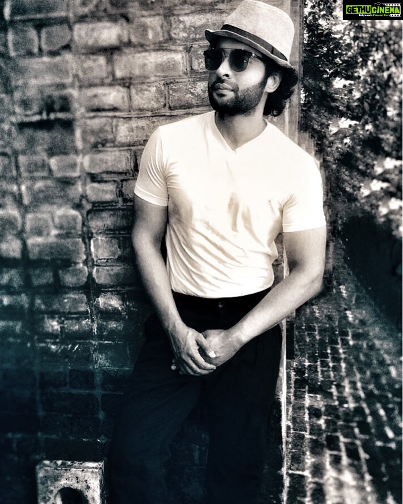 Jackky Bhagnani Instagram - All in all, its just another brick in the wall... #AhmedabadAdventures