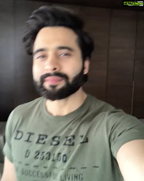 Jackky Bhagnani Instagram - #HappyBirthday gorgeous, @dudette583! Lucky New York, got an opportunity to witness your birthday. 😉 #Birthday #Friends #Trisha #Celebrations #hindi #translation #happybirthday