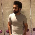 Jackky Bhagnani Instagram - Camouflaging because..... Well, why not? #camouflage #Grey #Sunday #Basics #fashionbasic