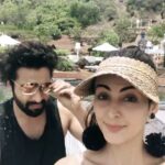 Jackky Bhagnani Instagram - But first, let me take a boomerang! @mandanakarimi #Goa #Boomerang #Travel #Fun #BestFriendsBirthday