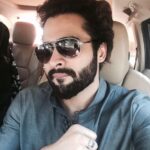 Jackky Bhagnani Instagram - Enroute to dance at my brothers baarat! #MereYaarKiShaadiHain #mangoesgupta