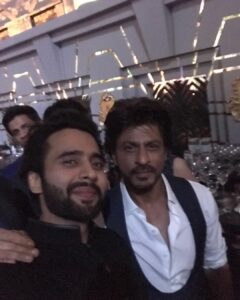 Jackky Bhagnani Instagram - In hyderabad to wish Sanjay & Pinky Reddy's Son @gvkjunior for his wedding. Such fun and to meet my fav Raees @iamsrk