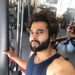 Jackky Bhagnani Instagram – Time for some #कsrat
#FitnessGoals #MondayMotivation #FitMe #Fitkids #FitIndia