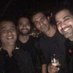 Jackky Bhagnani Instagram - Fun evening with these mad hatters @rampal72 @gattukapoor !!! Thanku @girishsanger for an awesome time.