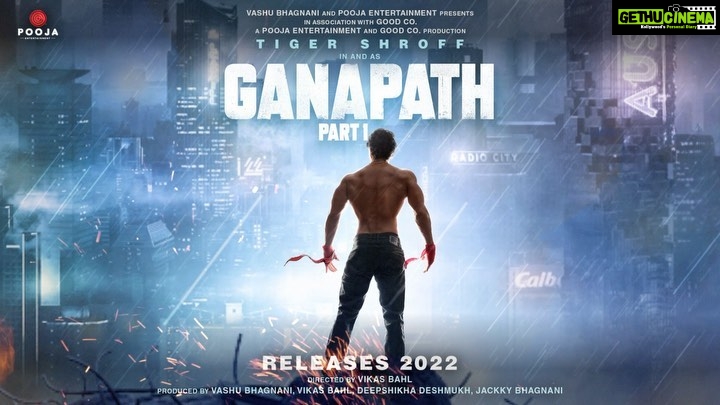 Jackky Bhagnani Instagram - Jab apan sab saath aata hain na toh bahut dhamaal machata hain! Presenting @tigerjackieshroff as #Ganapath - get ready for more action, thrill and entertainment. Super excited!!!!! #VikasBahl #VashuBhagnani @deepshikhadeshmukh @pooja_ent