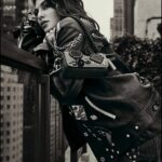 Jacqueline Fernandez Instagram - Dreaming of you #newyork in my fav @coach for @graziaindia 💋