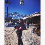 Jacqueline Fernandez Instagram - I'm slowly letting you go 2016.. Thank you for all the lessons 💋 #countdownbegins #2017