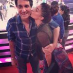 Jacqueline Fernandez Instagram – Love you Shiamak! It’s always an honour performing with your troupe 💖 #goldenroseawards #latenight #prep #shiamakdavar