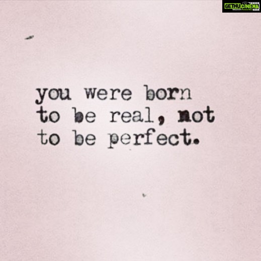 Jacqueline Fernandez Instagram - Amen 💫