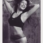 Jacqueline Fernandez Instagram – This week is gonna be all about #fitspo for me!! Gonna post up some really fun (and hopefully useful 😜) tips and give you a closer look at my own routine on Facebook ! Let’s do this!! #letsgetfitnow #motivateyourself 💪 @puma