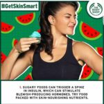 Jacqueline Fernandez Instagram – My fav skin foods are papaya avocado kale coconut luckily I can find them at @thebodyshopindia too in my fav products!! #i❤mybodyshop #alkalinefoods #skinfoods #skinrevolution #getskinsmart