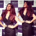 Jacqueline Fernandez Instagram - The #volumerevolution is here thanks to @tresemmeindia what an amazing show last night 😍😍 #ashishsoni @danielbauermakeupandhair @shaanmu you guys rocked as usual 💋