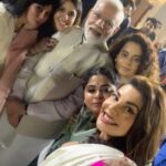 Jacqueline Fernandez Instagram - What an honour @narendramodi 🌟