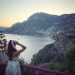 Jacqueline Fernandez Instagram - Beautiful from every corner 🌸🌸 Positano Hotel San Pietro